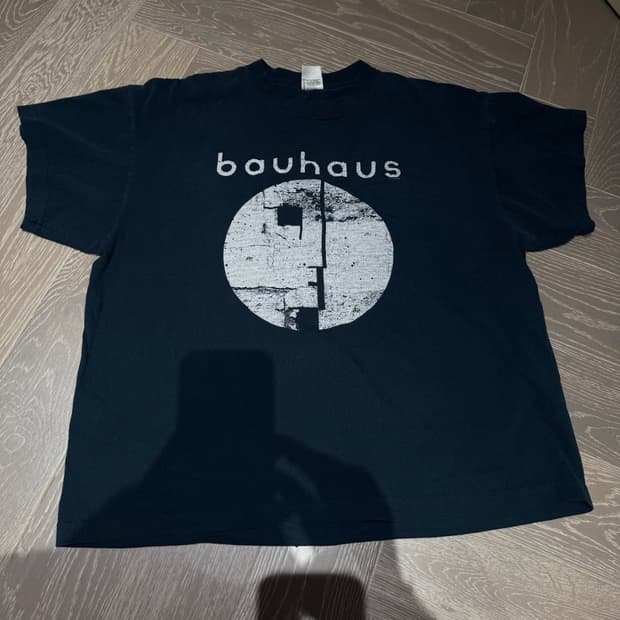 빈티지 00s Bauhaus 티셔츠