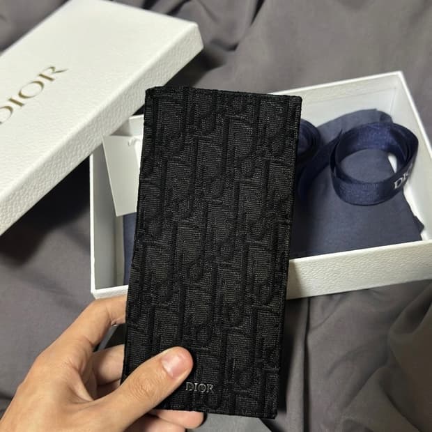 디올 오블리크 장지갑