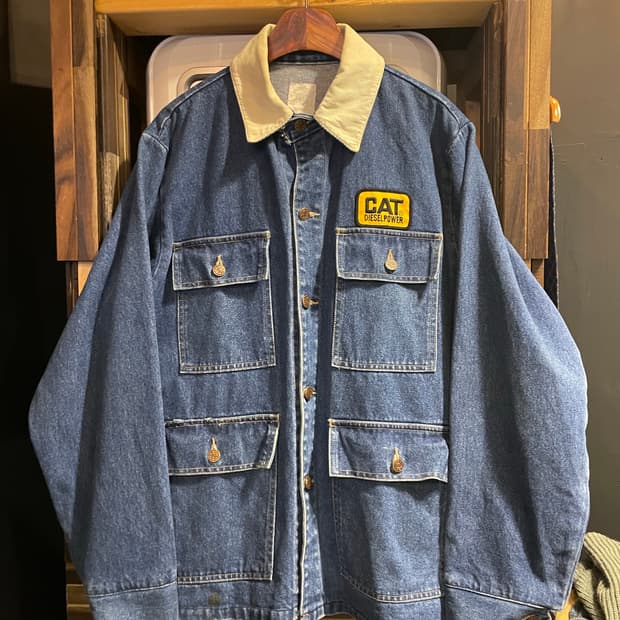 Cat chore jacket