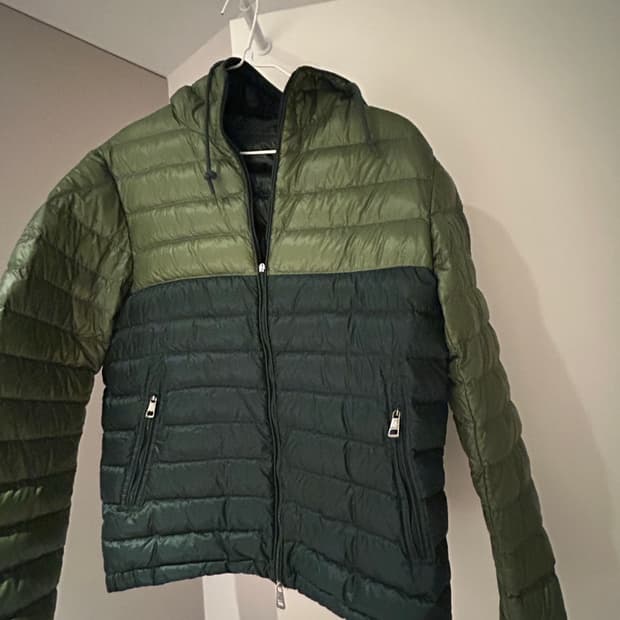 몽클레어 경량패딩 0사이즈