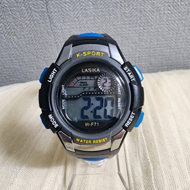 라시카 K-SPORT W-F71 디지털 스포츠 시계