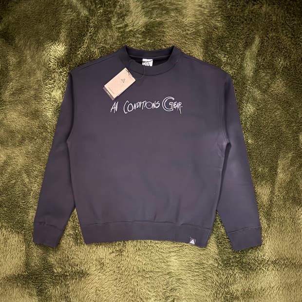 나이키 ACG 써마핏 랄프 스태드먼 두들 그래픽 플리스 스웻셔츠