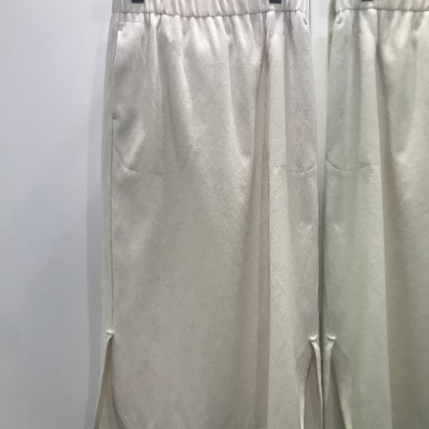 나이젤카본 23FW 멜튼 스커트 아이보리