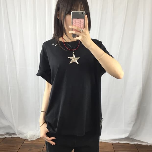 UNIQLO x Anya Hindmarch Eye Tee