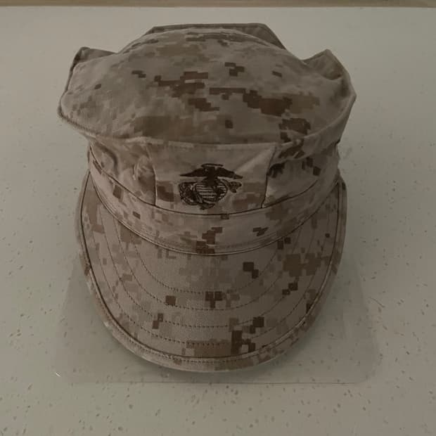 미해병대 팔각모