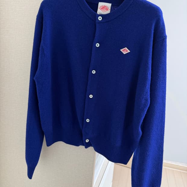 단톤 크루넥 가디건