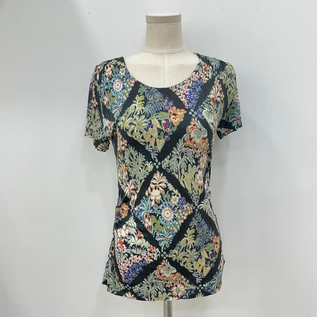 에트로 보타니컬 패턴 셔링 반팔