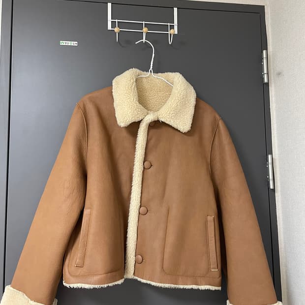 엔오르 리버시블 무스탕