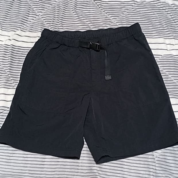 무신사 얇은나일론반바지 32인치 기장49
