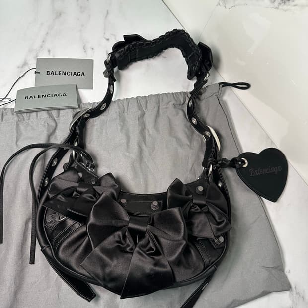 [SA 정품] 발렌시아가 리본 르카골 블랙 xs 한정판