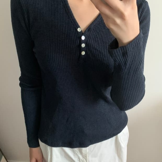 헨리넥 긴팔