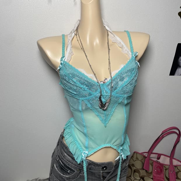 Mint 민트레이스 슬리브리스 탑