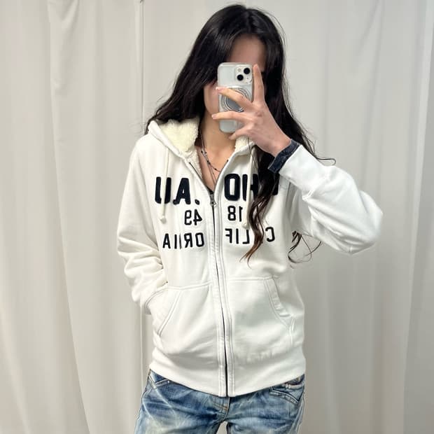 WHO.A.U White Fleece Hoodie Zip-up