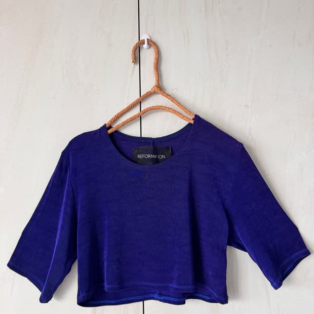 새상품 컨디션Reformation 파란색 크롭 티셔츠 XS(44,55사이