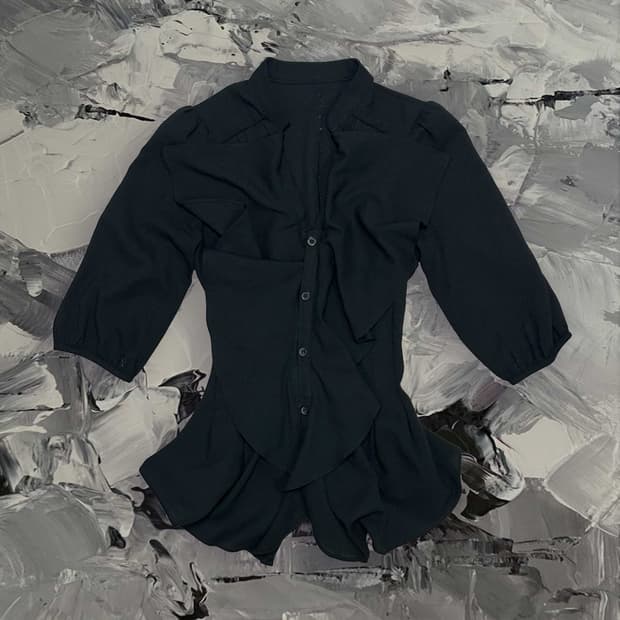 블랙 셔링 블라우스