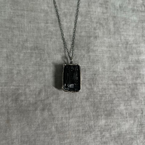 Gaspard Hex Black Tourmaline
