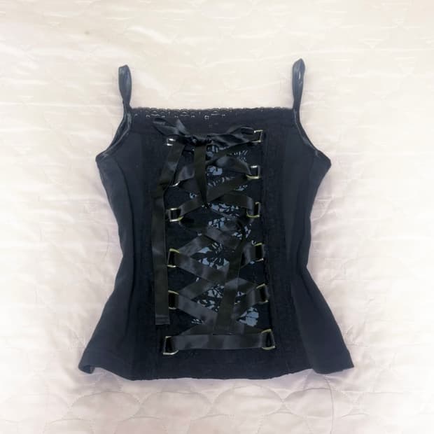 유일매물 일본브랜드 섹시 오네갸루 슬리브리스 리본 나시 다이아마즈트랄라라