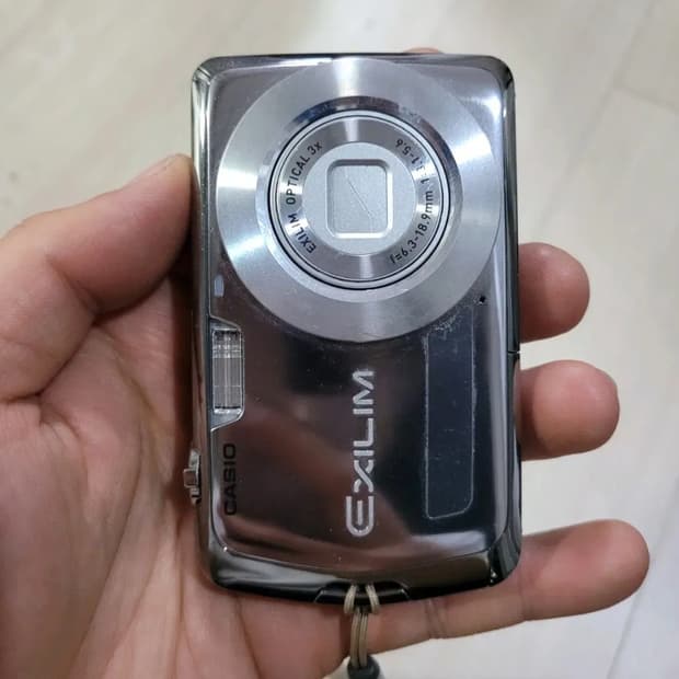 카시오 EX-Z2 디카