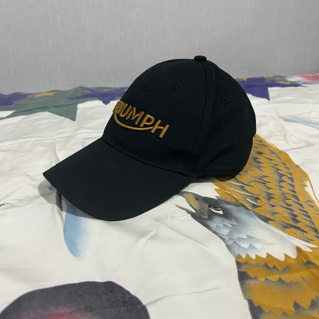 트라이엄프 블랙 볼캡