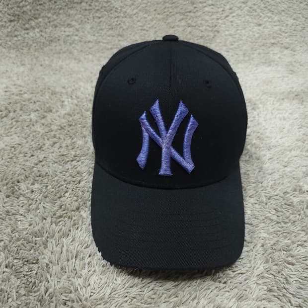 MLB 뉴욕 양키스 볼캡 블랙 퍼플 XL