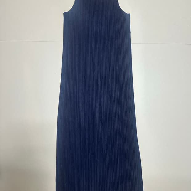 플리츠플리즈 민소매 원피스 네이비
