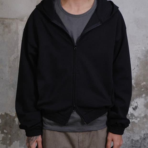 다이브인 라이트 크롭 후드집업