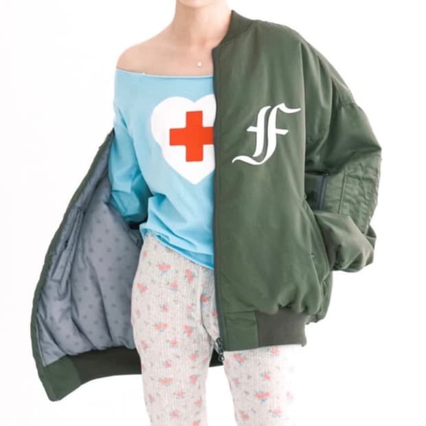 샵페어리 봄버 카키