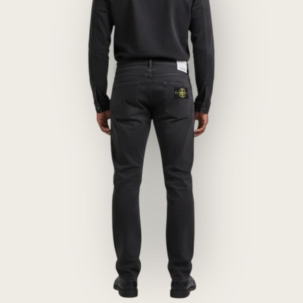 34~35/ 스톤아일랜드 백 와펜 패치 블랙 데님 팬츠