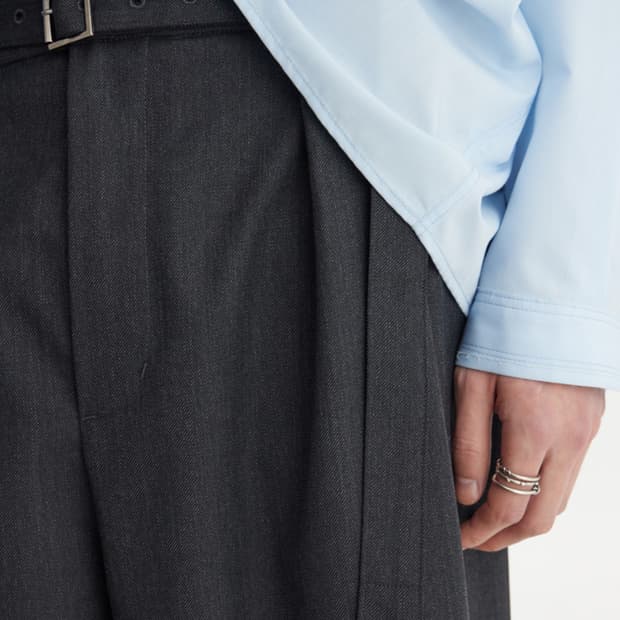 L) Youth 유스 Belted Bermuda Pants 차콜 그레이