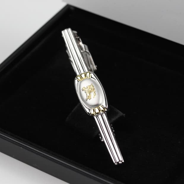 버버리 A등급 5.7cm 남자 명품 넥타이핀 빈티지