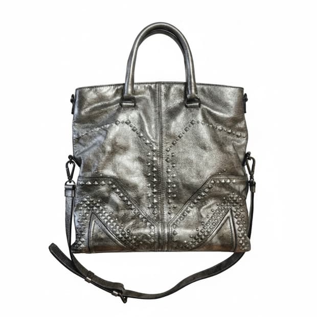 MCM 스터드 토트백 숄더백 