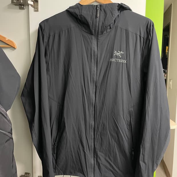 아크테릭스 아톰 SL 후드