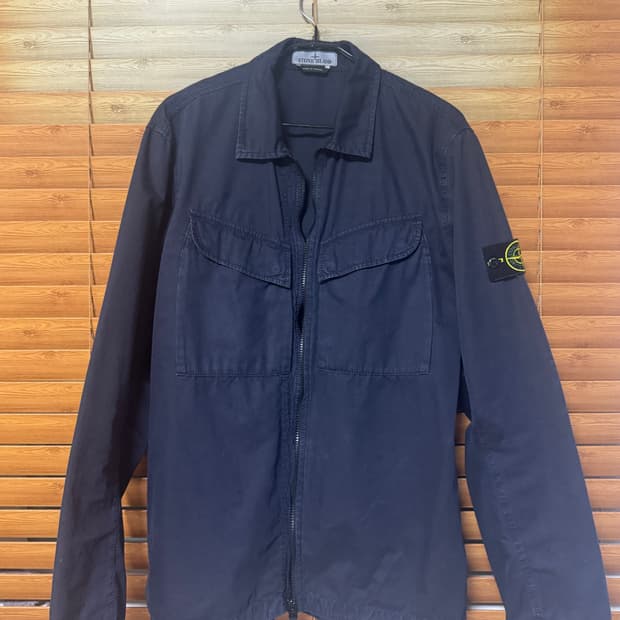 스톤아일랜드 브러쉬드 코튼 캔버스 올드이펙트 오버셔츠 네이비