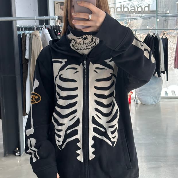 벤슨 본 스켈레톤 넥핸드워머 후드집업