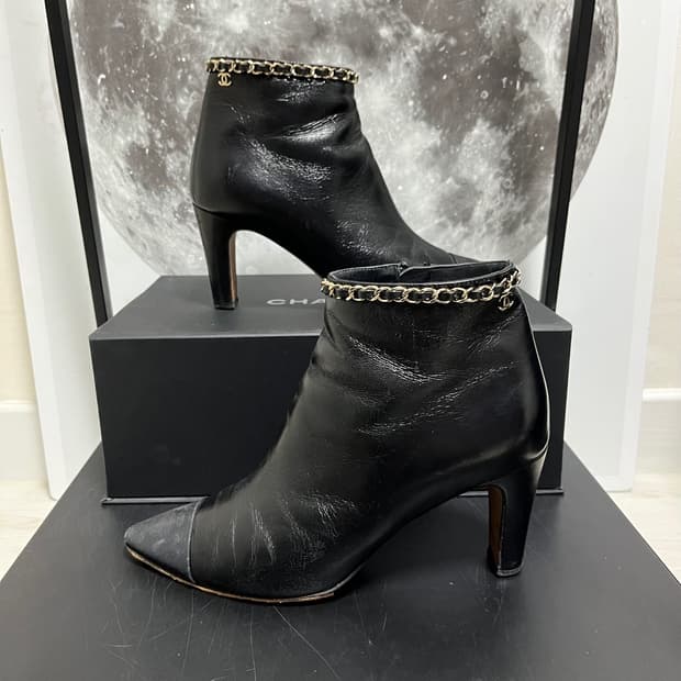 정품 37) 샤넬 CC 금장 로고 앵클 부츠 235~240