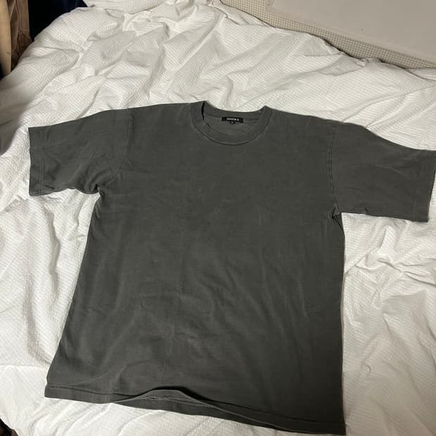 이지 시즌 6 티 판매!