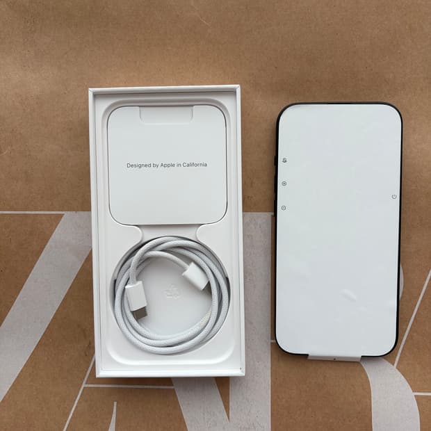 아이폰 15 256gb 미국판 카메라 무음 버전 판매