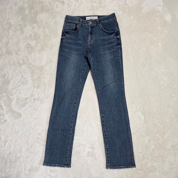 (28)게스 밴딩 크롭 슬림 스트레이트 데님 팬츠