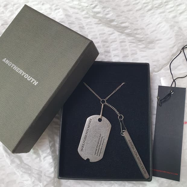 우즈 조승연 어나더유스 군번줄 목걸이 실버 도그택