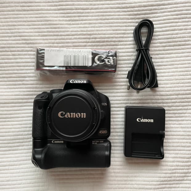 캐논 EOS 450D (렌즈/메모리 카드 포함)