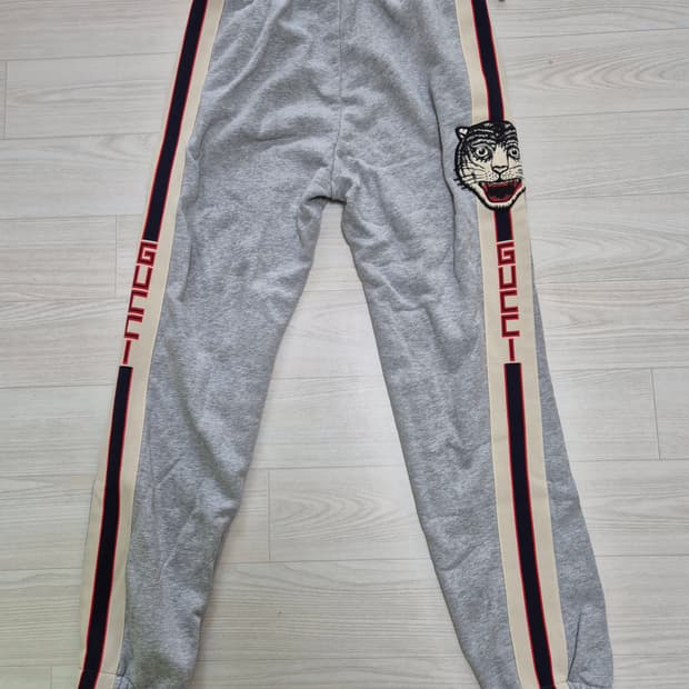(정품) 구찌 Gucci 타이거 자수 조거 팬츠 S