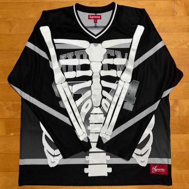 슈프림 본 하키 저지 블랙 23FW