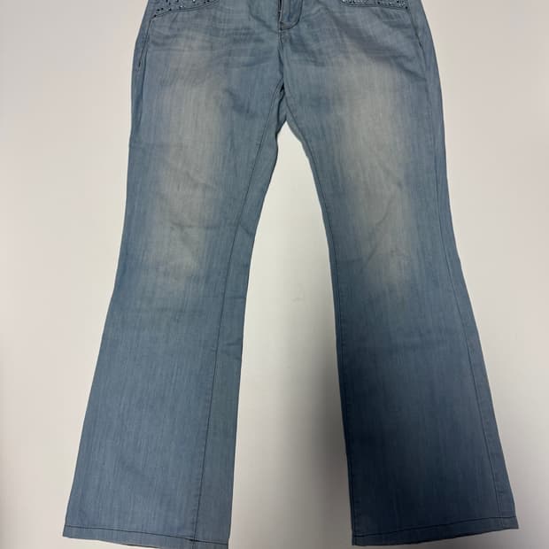 여성 SI 에스아이 빈티지 워싱 연청 부츠컷 데님팬츠