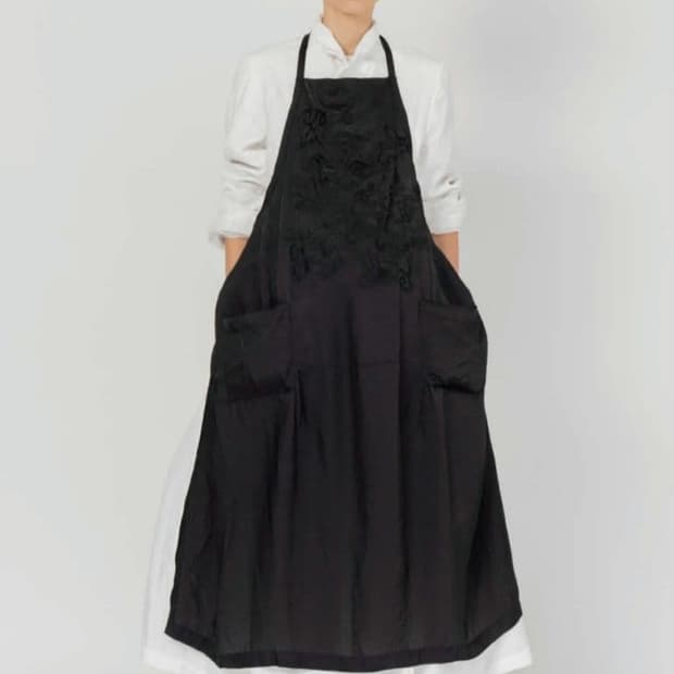 BLACK COMME DES GARÇONS 자수 에이프런