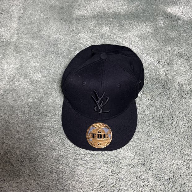 [7 3/4] 플레이보이카티 yvl 모자