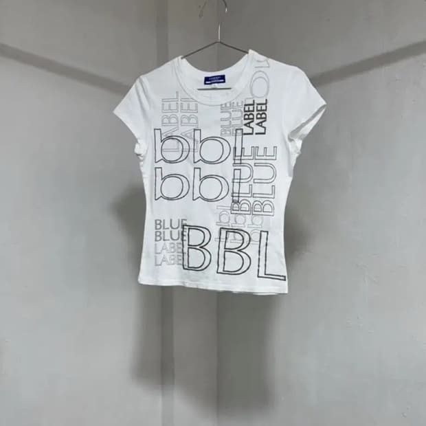 빈티지 버버리 블루라벨 반팔티셔츠 y2k