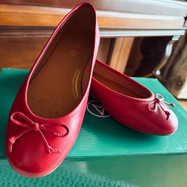 GEOX marry jane red flat shoes 235