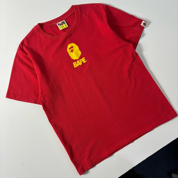 Bape  베이프 컬리지 솔저 레드 반팔티셔츠