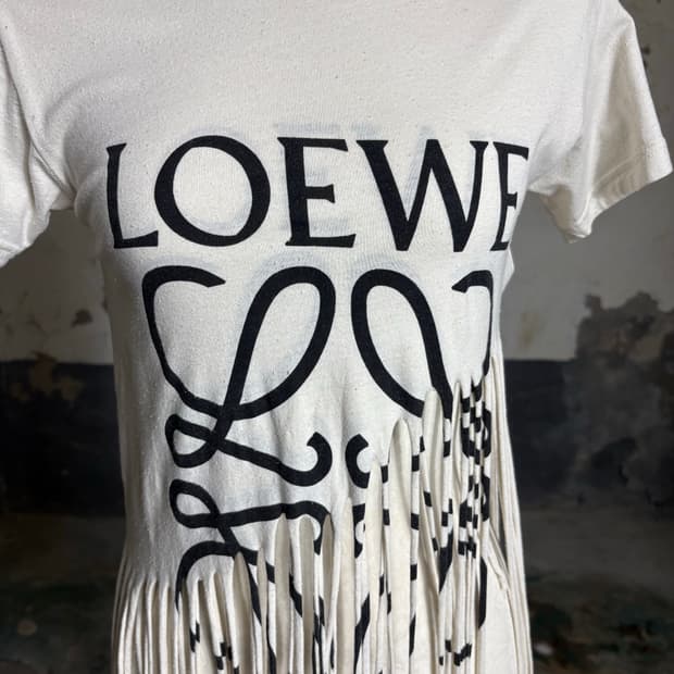 로에베 프린지 티셔츠