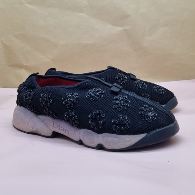 디오르 퓨전 스니커즈235